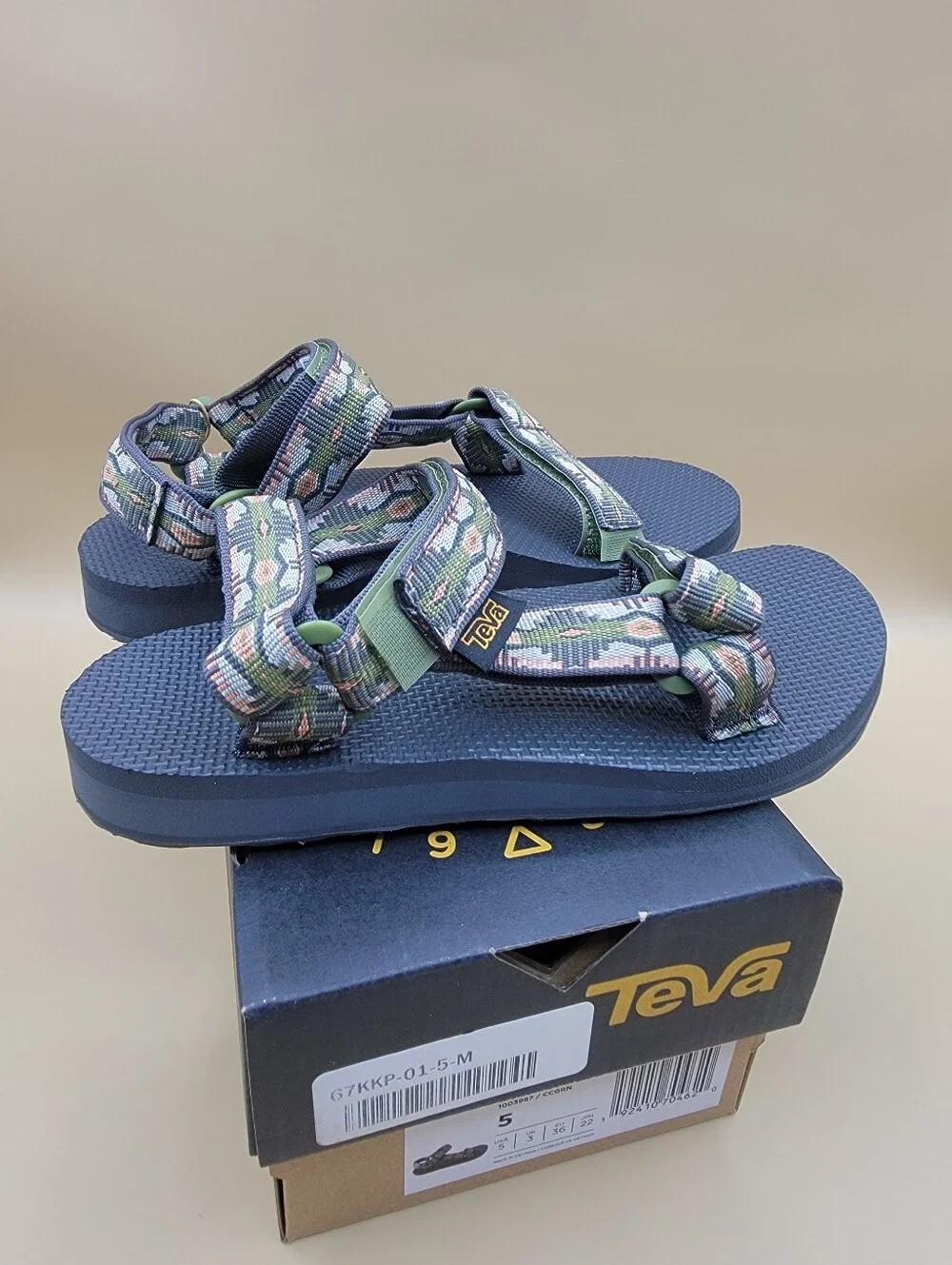 Teva Original Universal Women's Sandals Size 5 Green Gray Peach Strap New w/Box